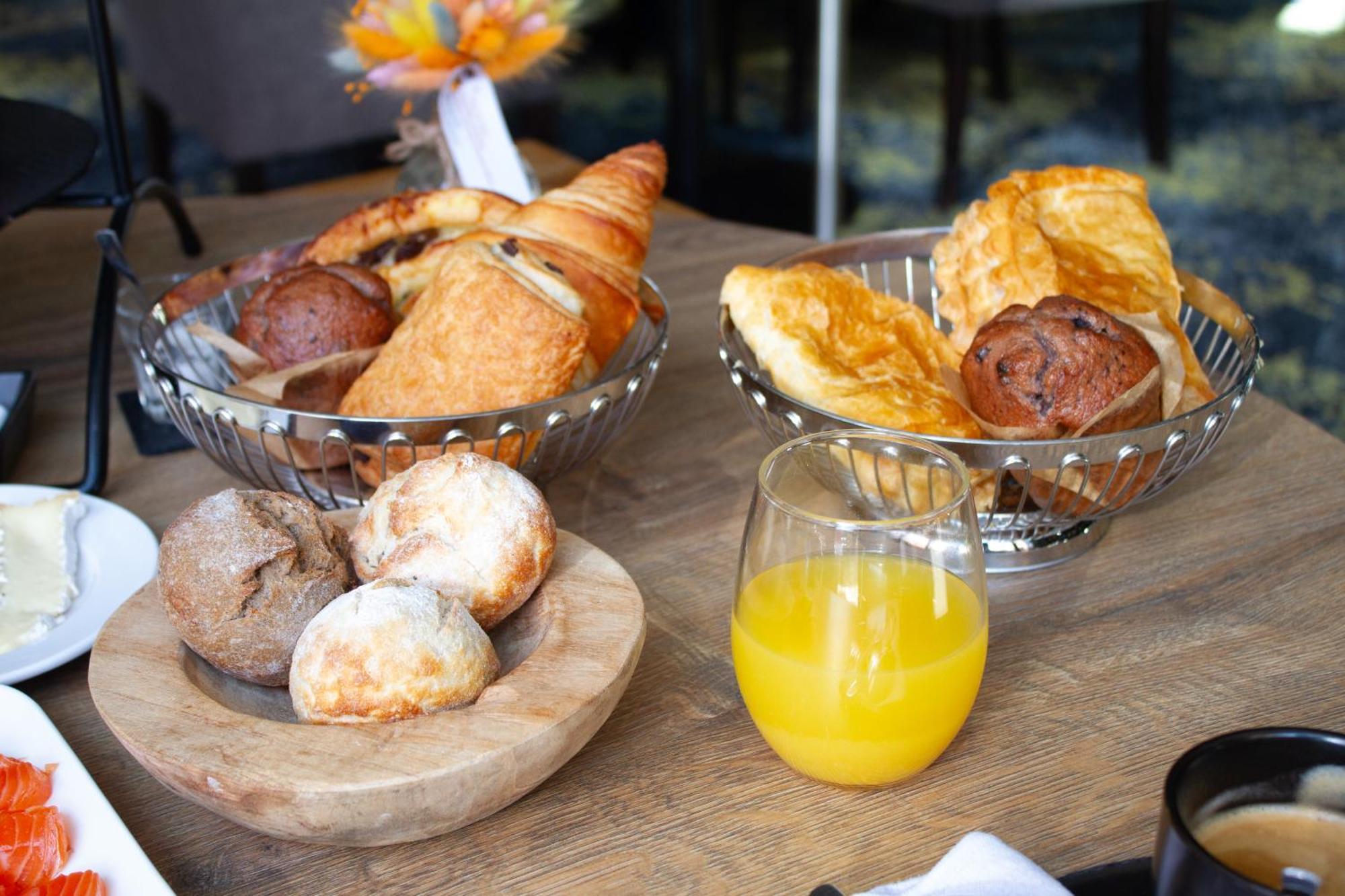 Hotel & Restaurant La Maison Des Bles Boutervilliers Εξωτερικό φωτογραφία